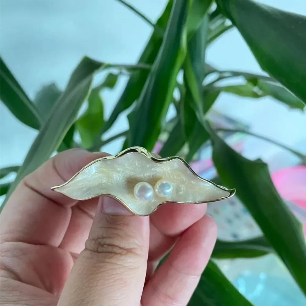 VQ Ocean Shell Brooch - Picture 4 of 6
